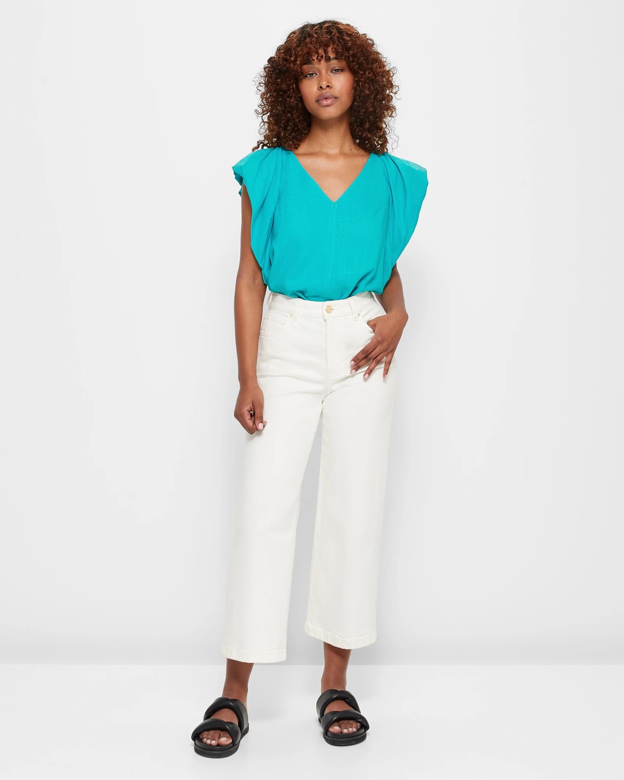 Petites Linen Blend Sleeveless V-Neck Top - Dannii Minogue 2 of 5
