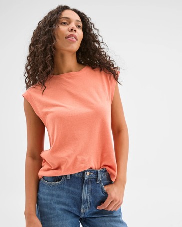 European Linen Blend Muscle T-Shirt