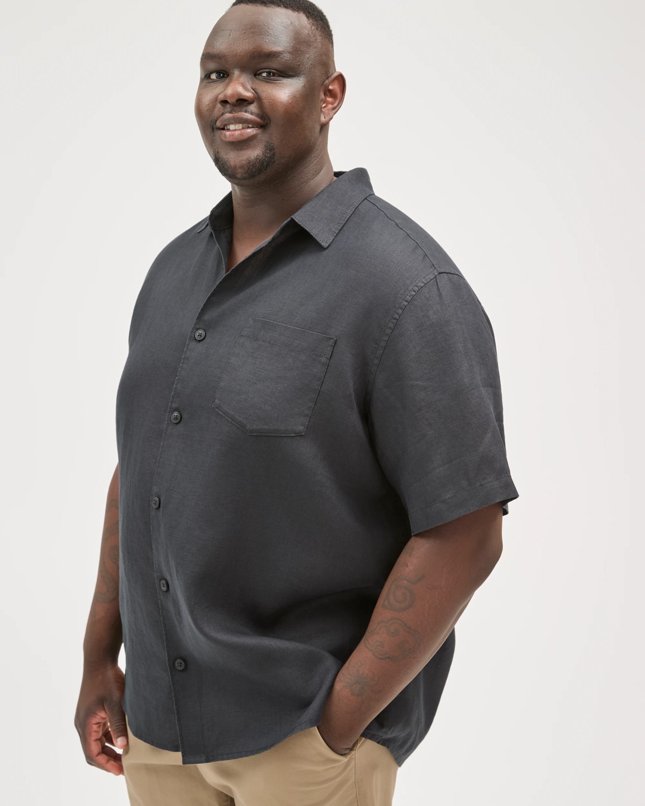 Plus Size European Linen Short Sleeve Shirt - Black 3 of 6