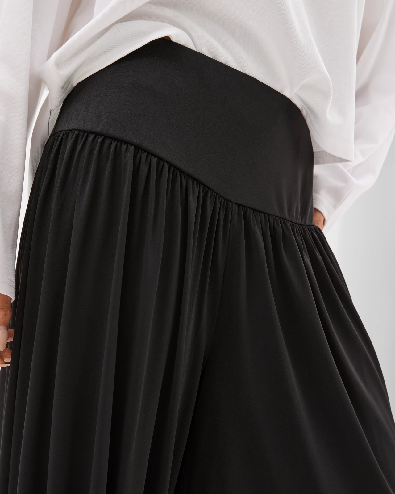 Lily Loves Balloon Pants - Black 5 of 6