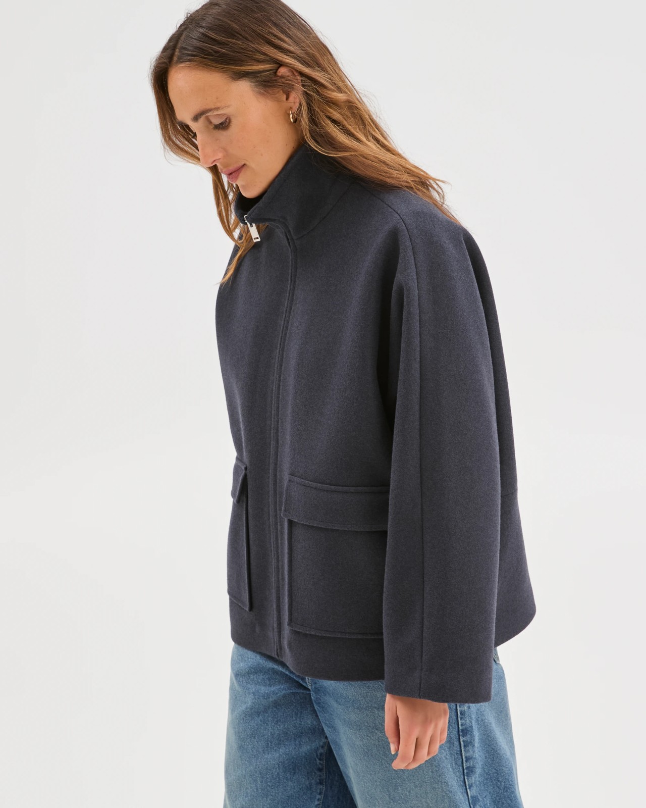 225_72431948_6+225T7243