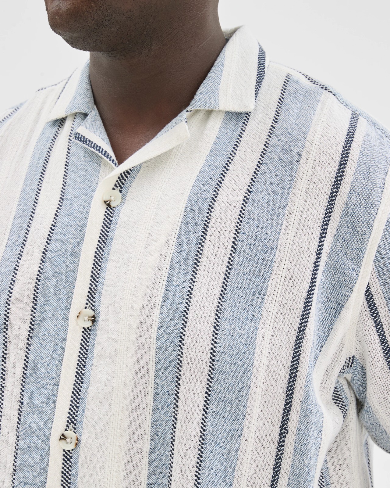 Plus Size Short Sleeve Textured Shirt - Blue 3 of 5