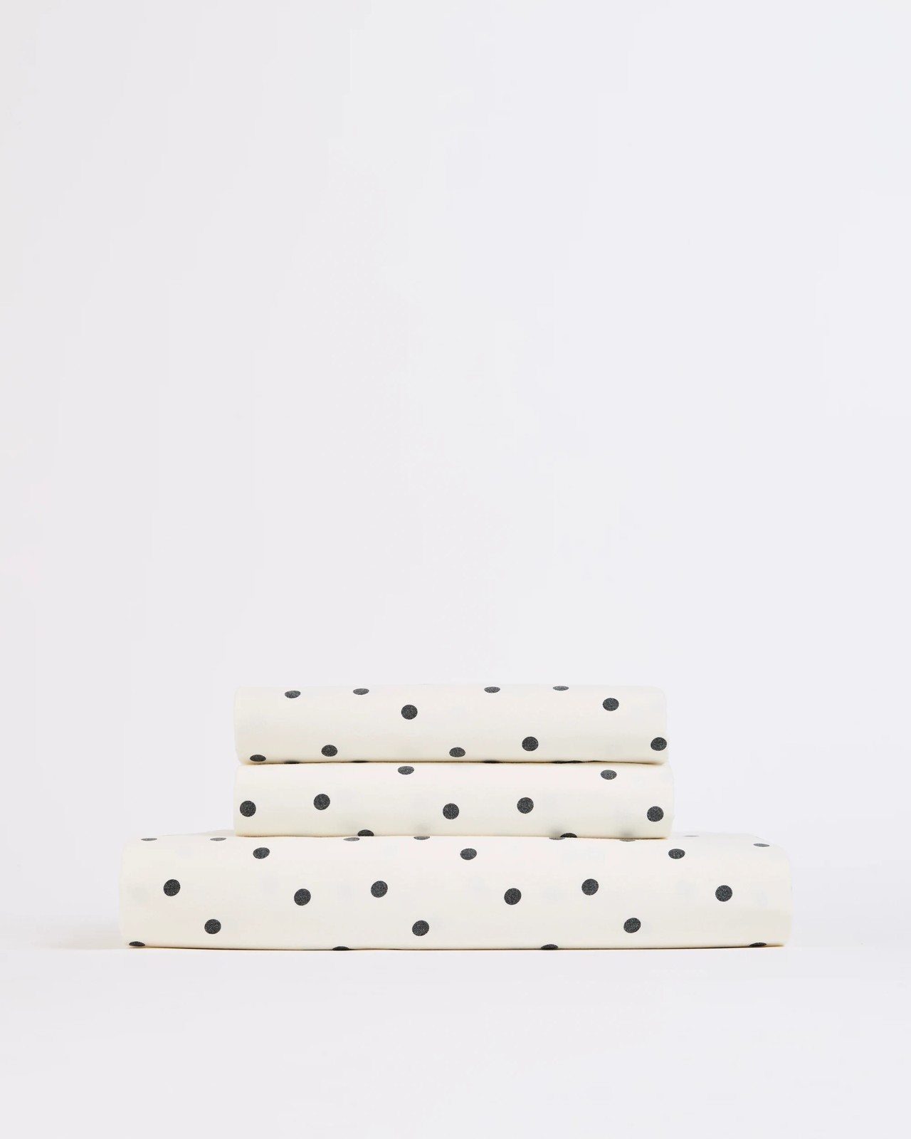 Arlo Polka Dot Stonewash Cotton Fitted Sheet 4 of 5