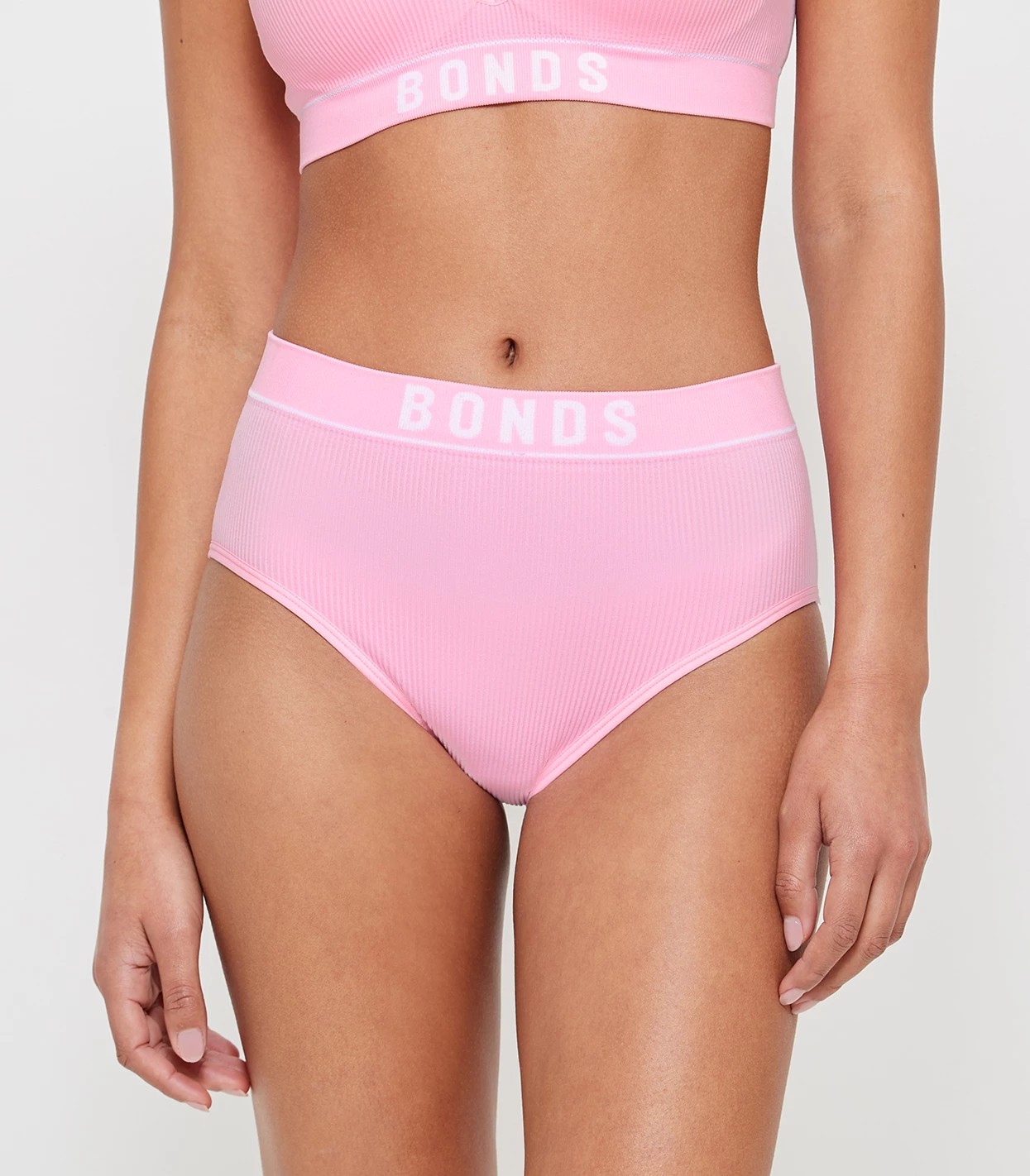 Bonds Women's Underwear Retro Rib Hi Hi Brief, Cloud Nine (1 Pack), 8 :  : Clothing, Shoes & Accessories