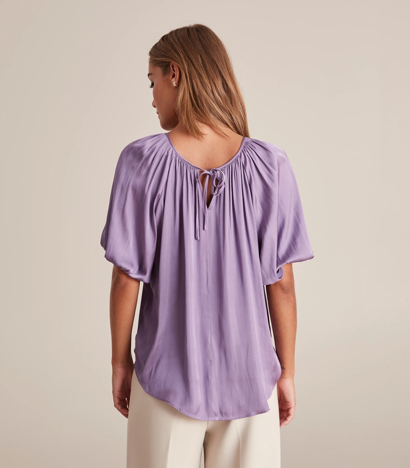 Preview Gathered T-Shirt 4 of 6