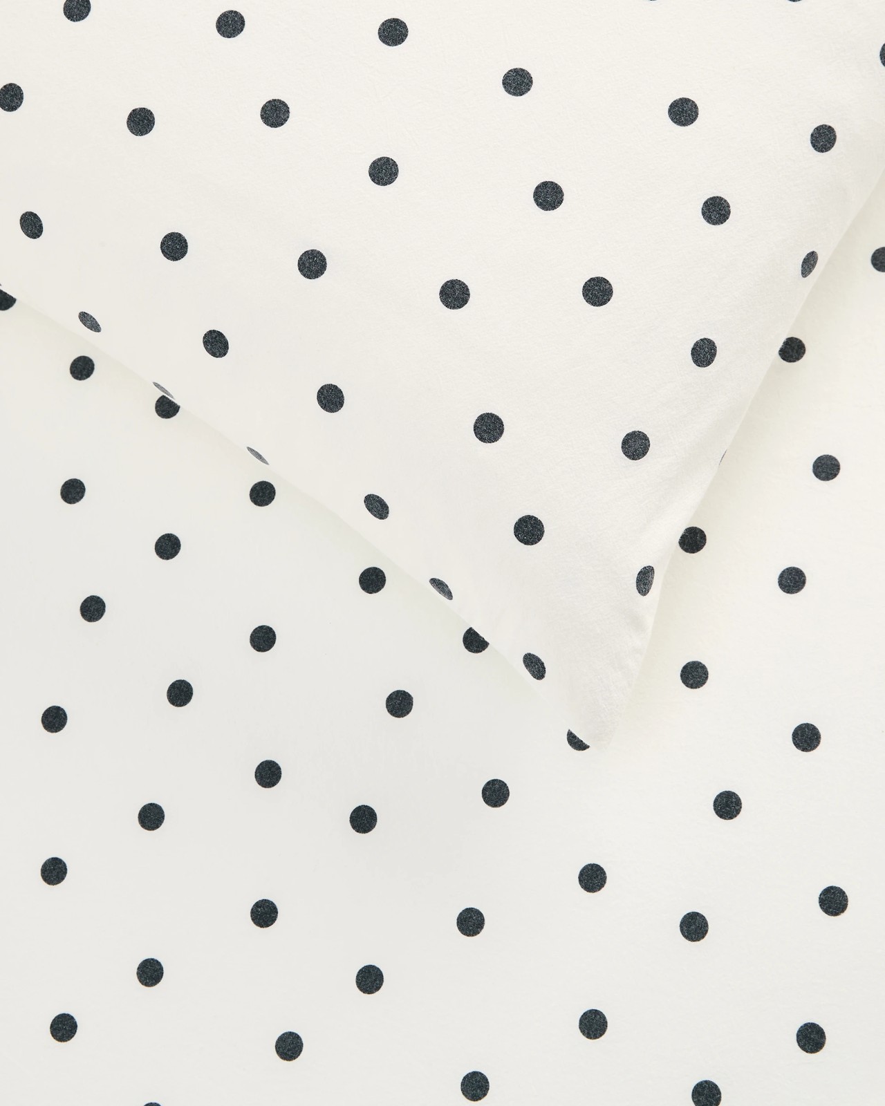Arlo Polka Dot Stonewash Cotton Fitted Sheet 2 of 5