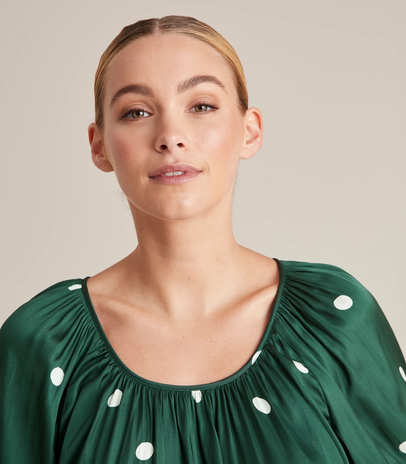 Preview Gathered T-Shirt 2 of 5