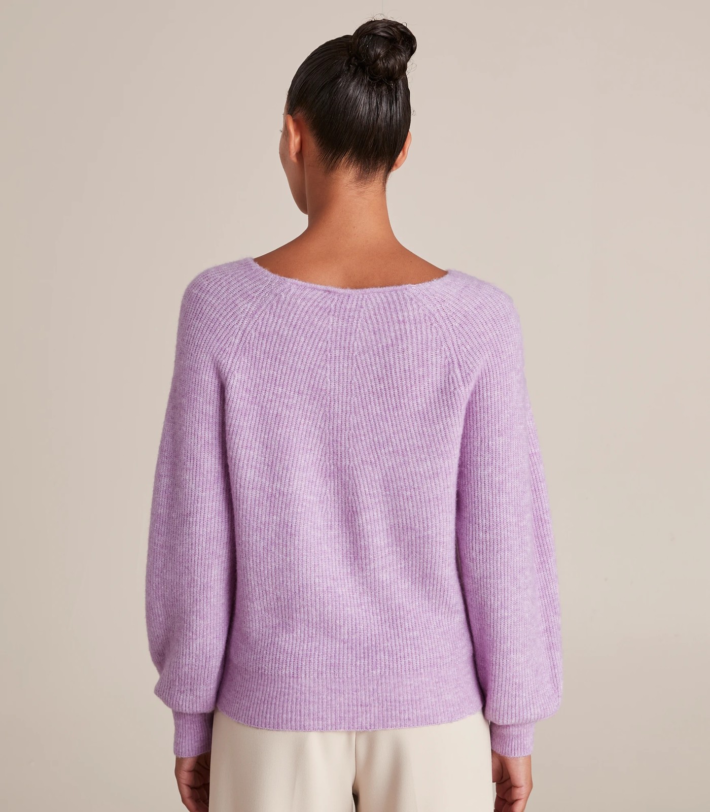 Preview V-Neck Puff Sleeve Knit Jumper 4 of 6