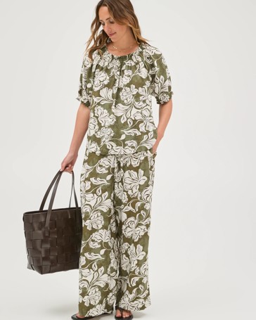 Soft Crop Wide Leg Pants