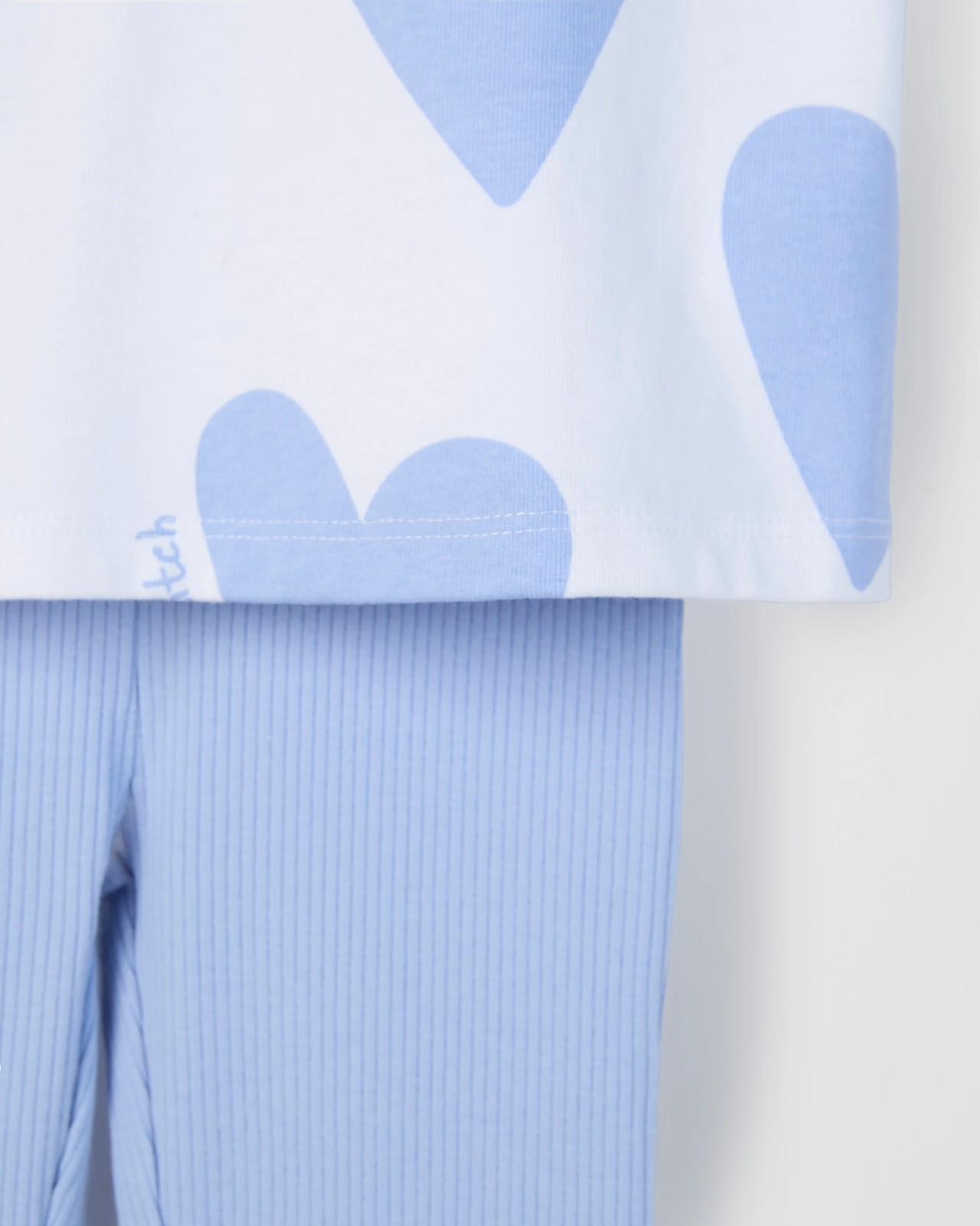 340_72093856_4+340T7209