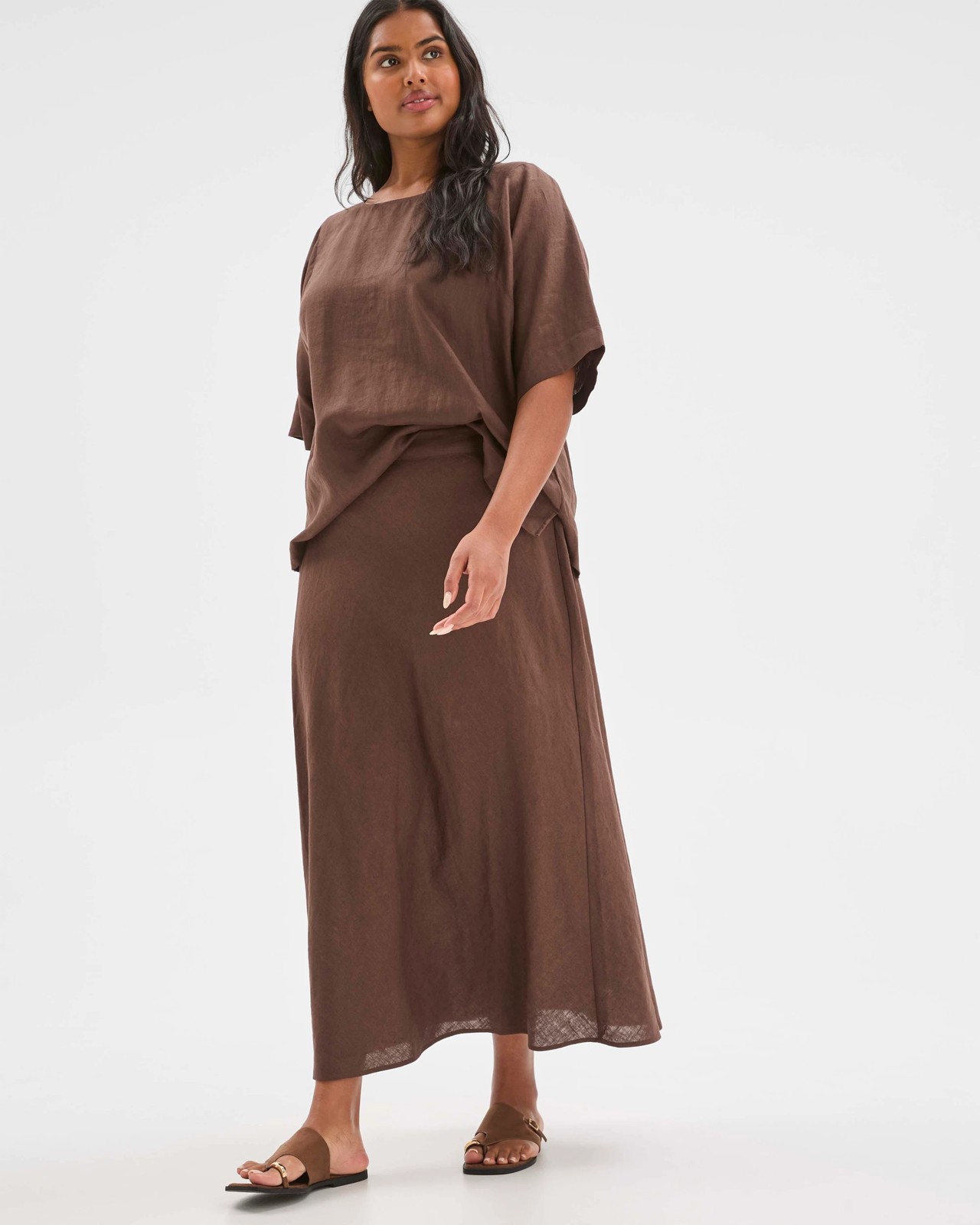 Plus Size European Linen Seam Detail Midi Skirt 4 of 5