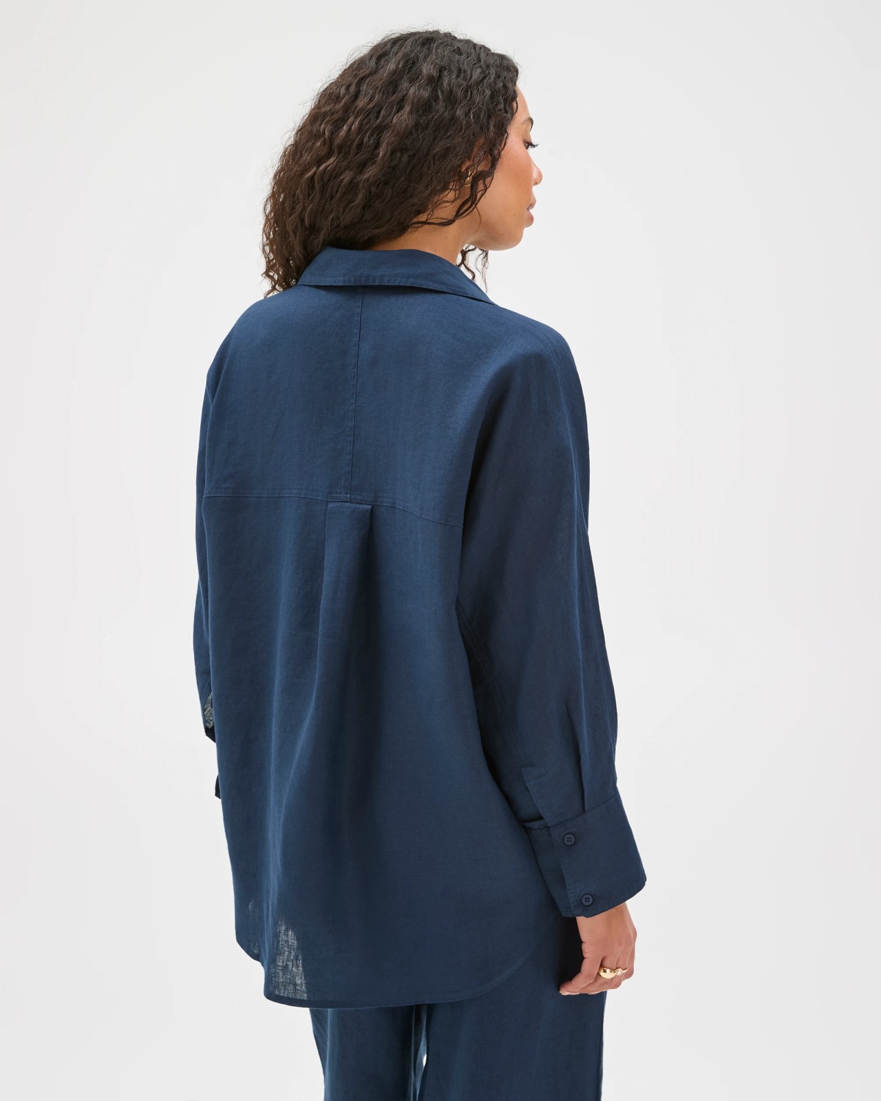 European Linen Long Sleeve Shirt - Navy Blue 6 of 6
