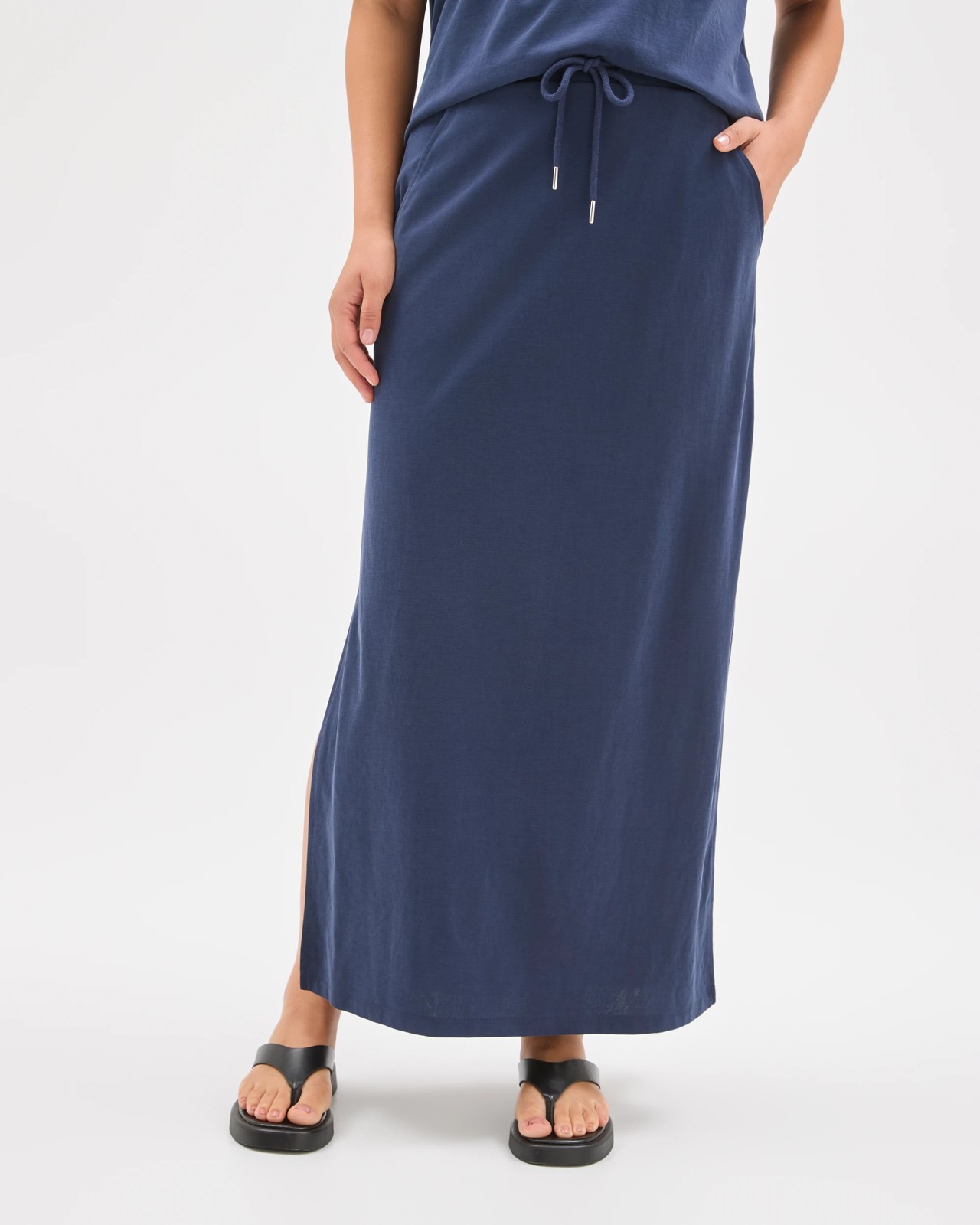 Relaxed Drape Maxi Skirt - Navy 5 of 5