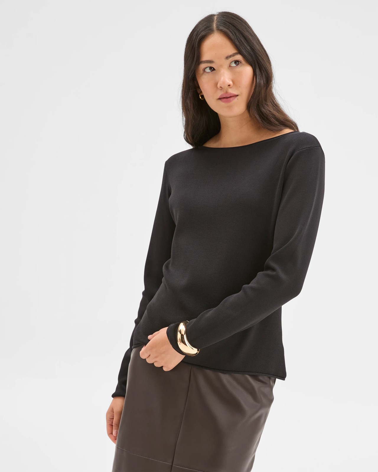 Preview Ultimate Long Sleeve Sweater - Black 3 of 6