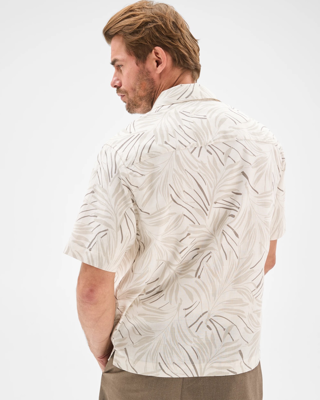 Preview Short Sleeve Resort Print Shirt 2 of 5