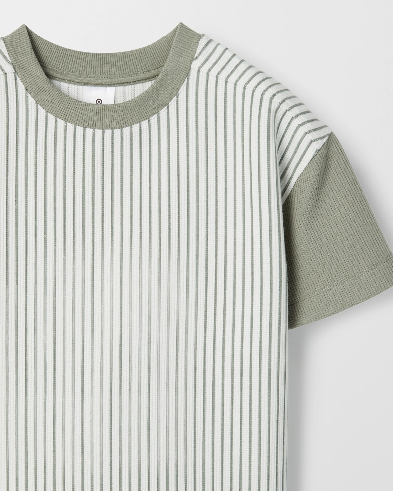 Waffle T-Shirt and Shorts 2 Piece Set - Green 2 of 3
