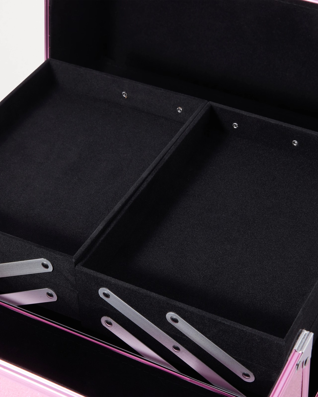OXX Beauty Lucky You Large Cosmetic Case 6 of 6