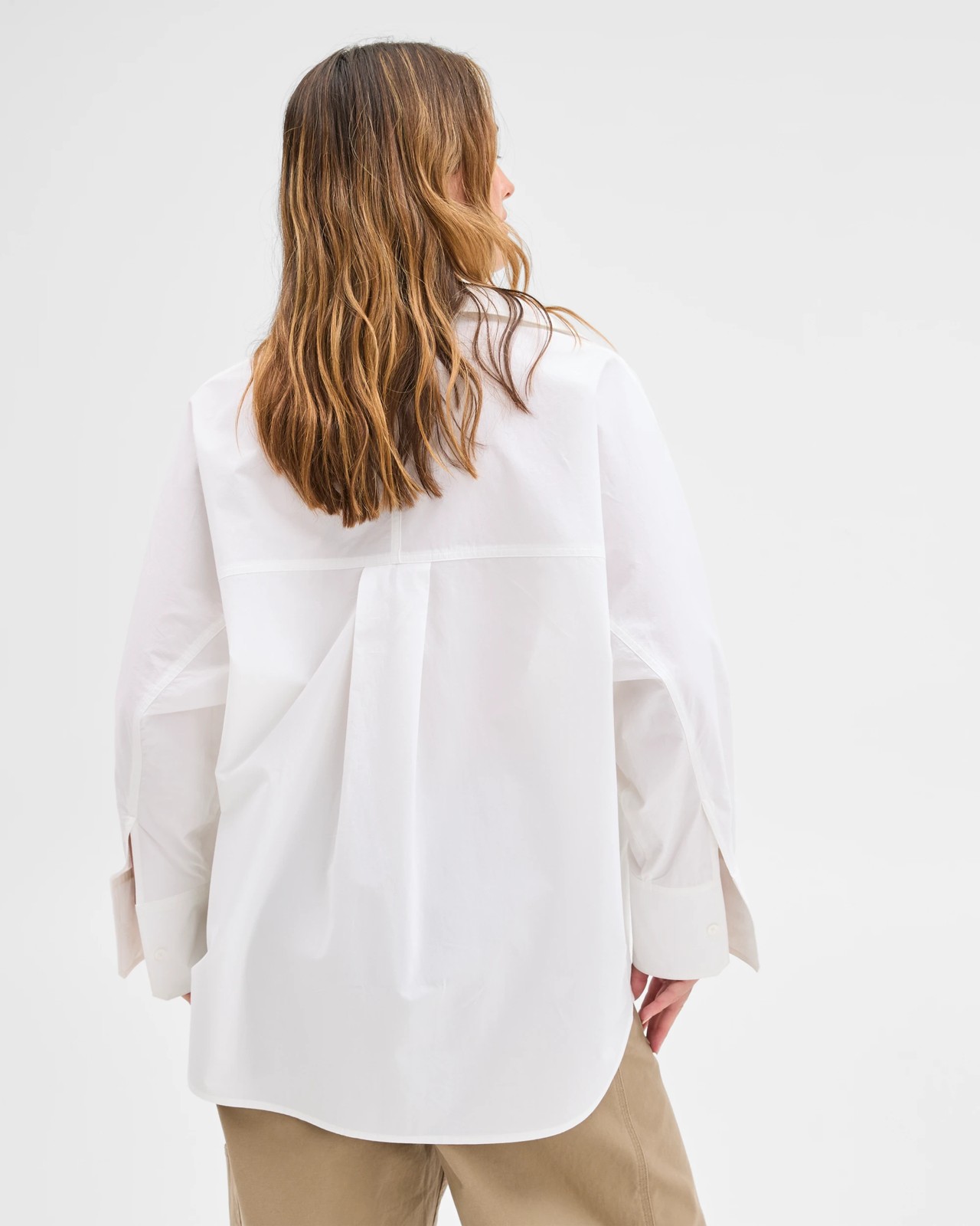 225_72054468_4+225T7205