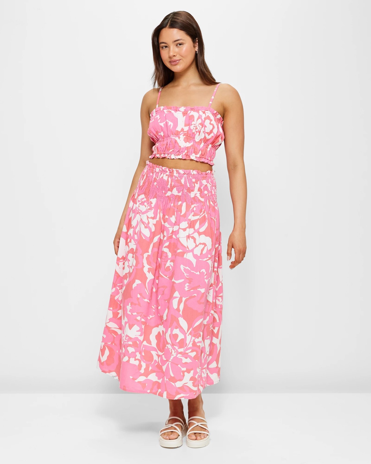 250_68352844_1+26B95F