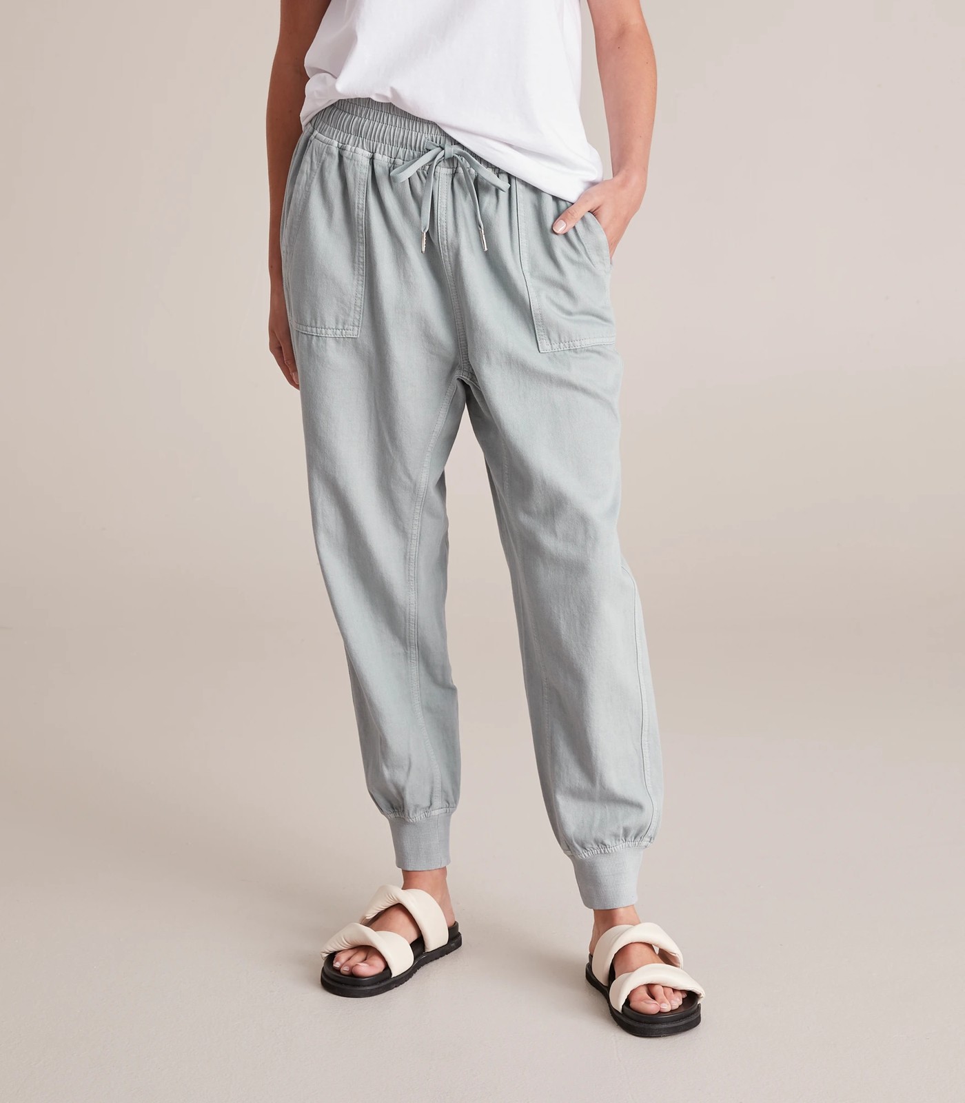 220_67222841_24+22EEE9