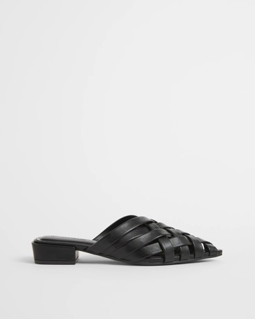 Pointed Weaved Flat Shoes - Pia