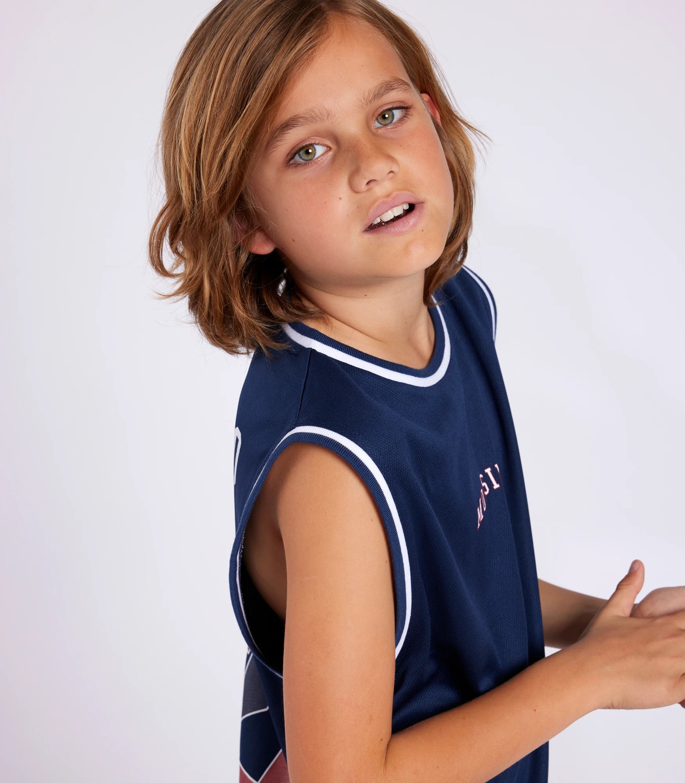 67938339-IMG-004