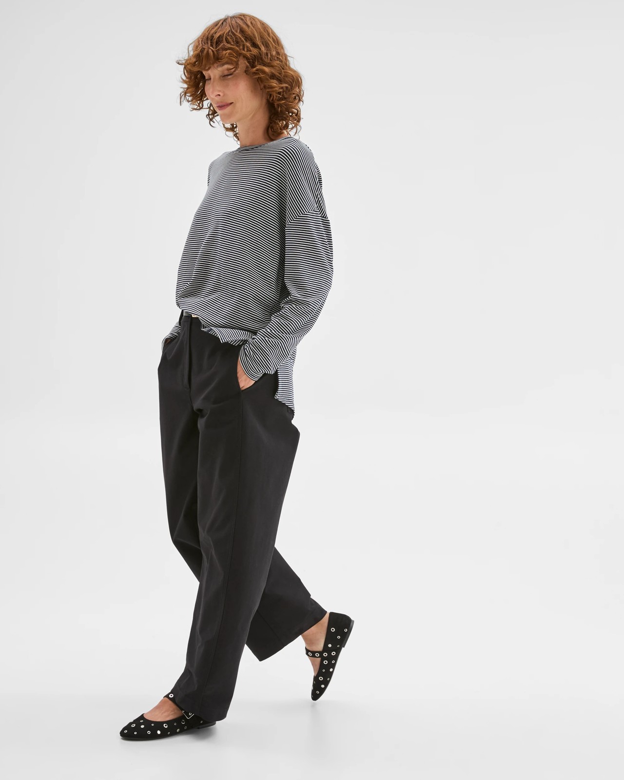 Long Sleeve Drop Shoulder Curved Hem Top -  Navy + White 3 of 6