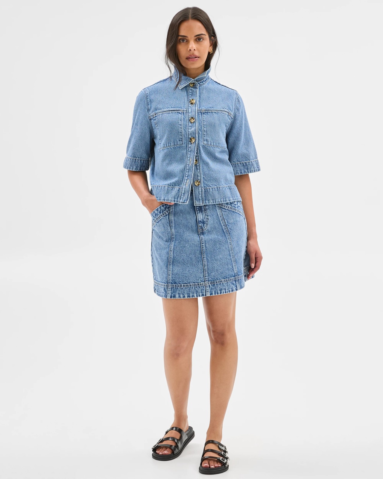 220_72043691_3+220T7204