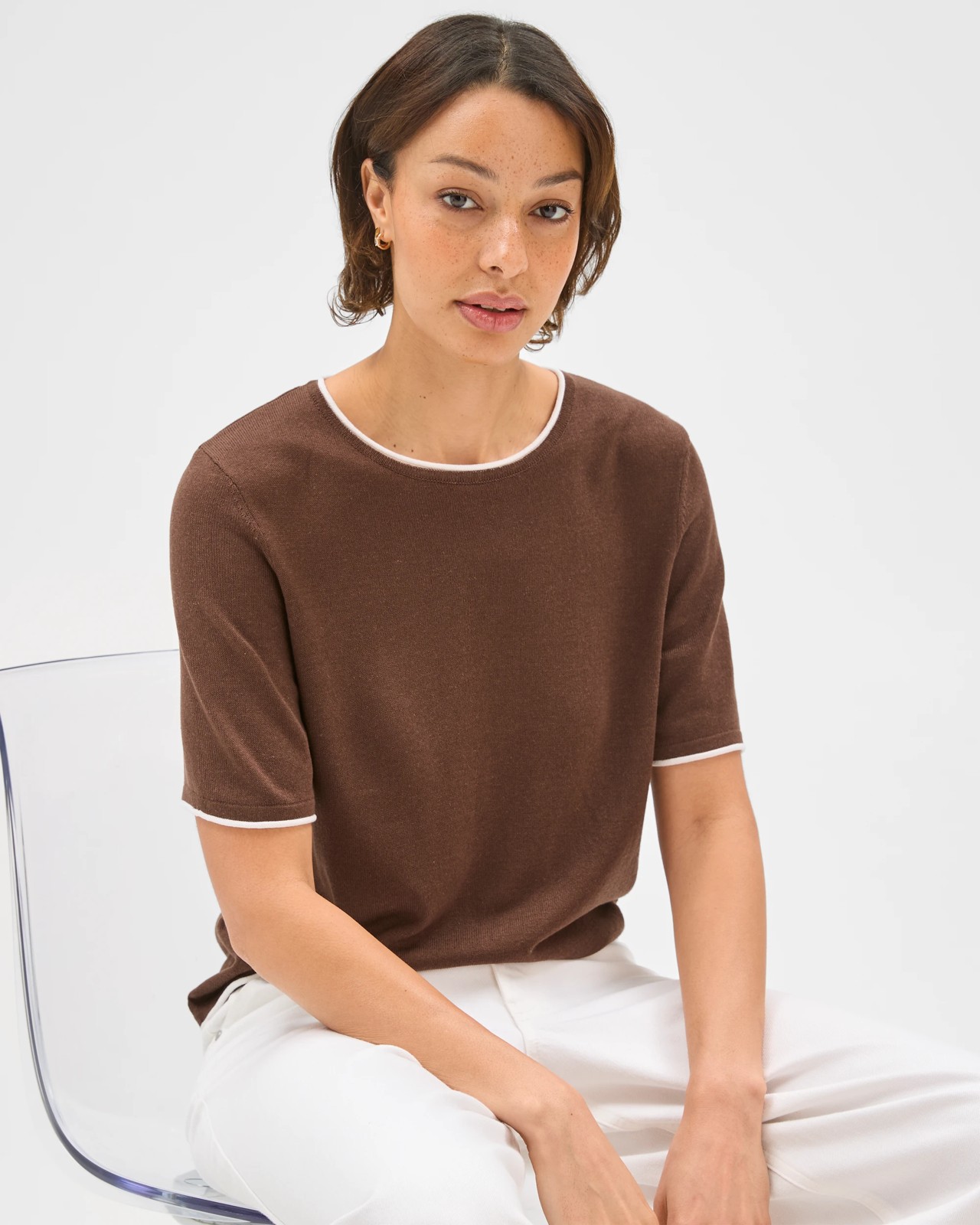 Contrast Trim Knit T-Shirt - Coffee White 5 of 5