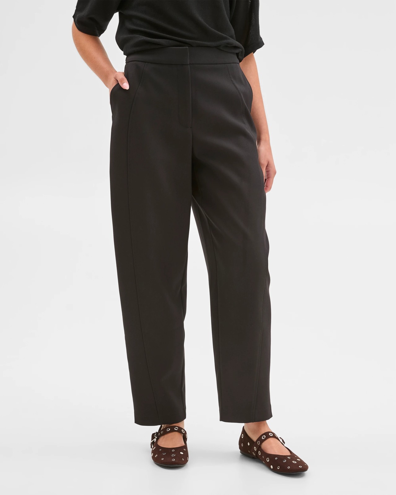 Petites Tailored Barrel Leg Pants 3 of 4