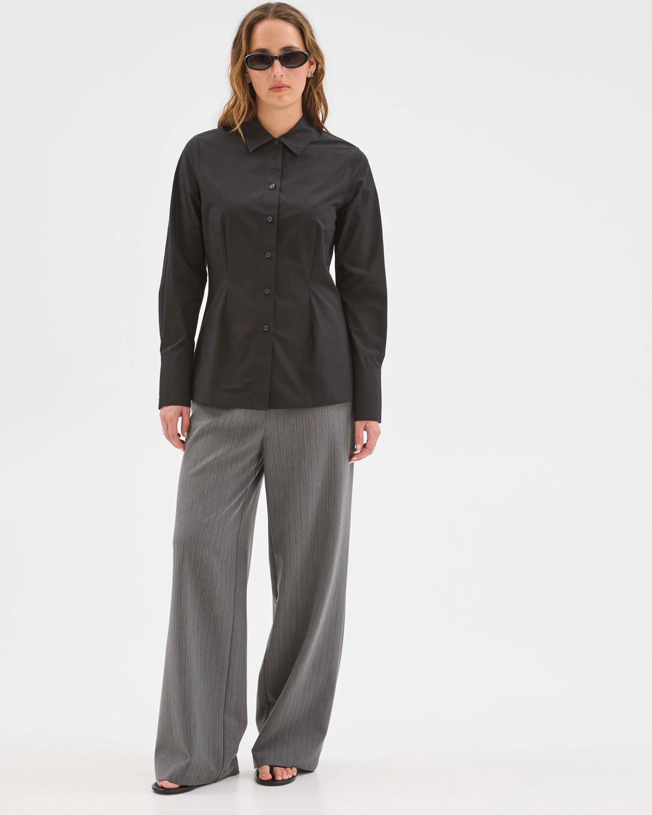 Preview Australian Cotton Tailored Waist Shirt - Black 2 of 5