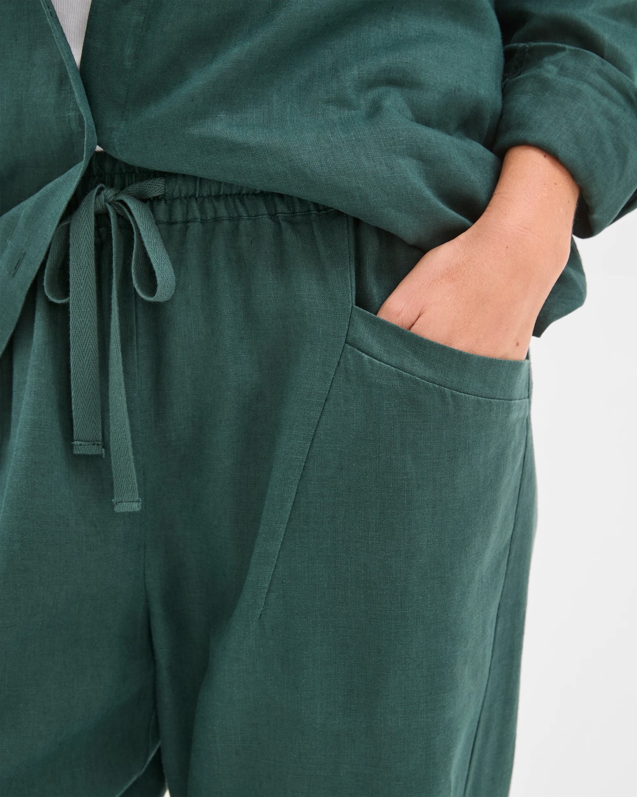 European Linen Tapered Pants - Deep Green 4 of 6