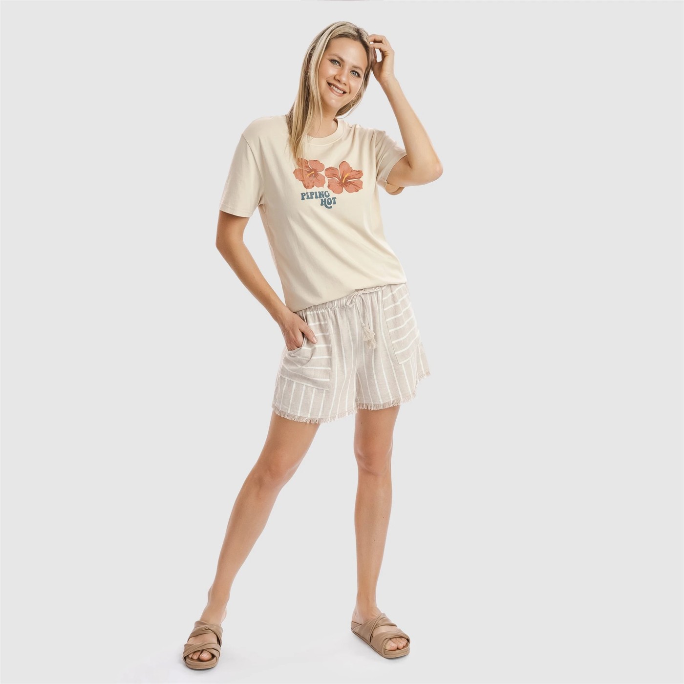 Piping Hot Beach Shorts 3 of 6