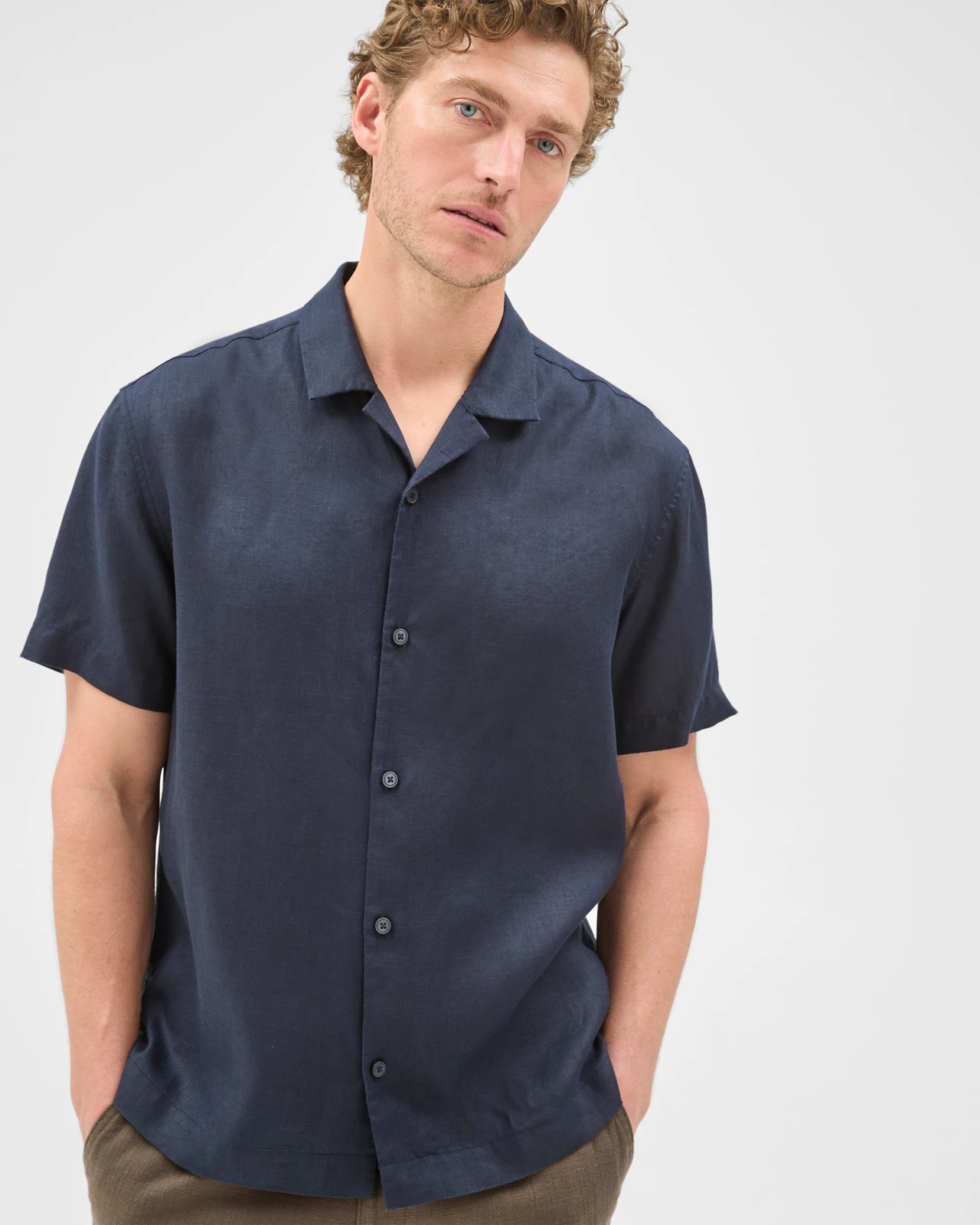 European Linen Short Sleeve Revere Collar Shirt - Navy 5 of 6