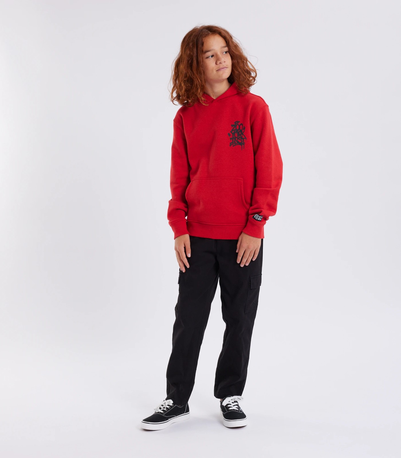 69232947-IMG-001