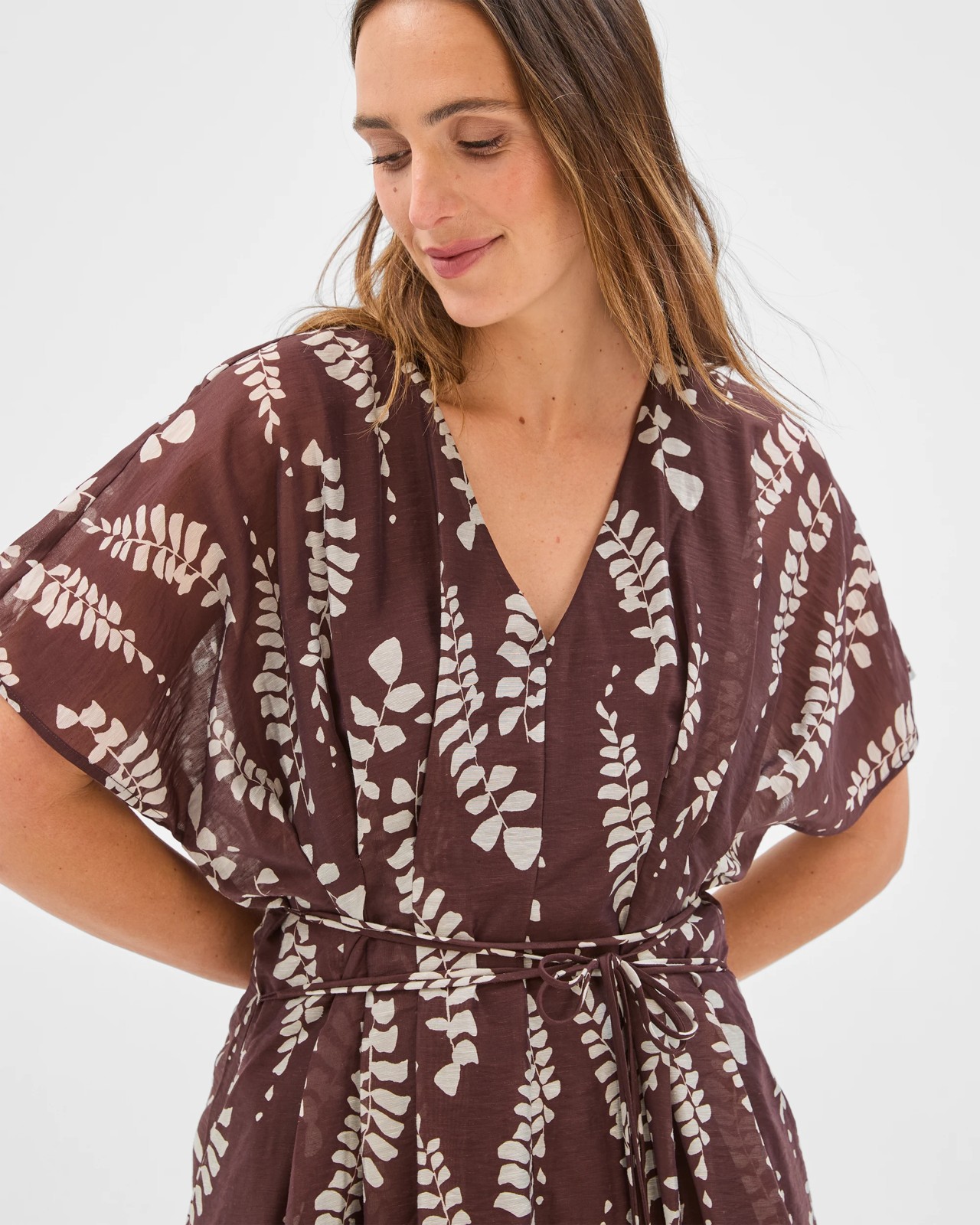 Preview Short Sleeve Tuck Detail Midi Dress 4 of 5