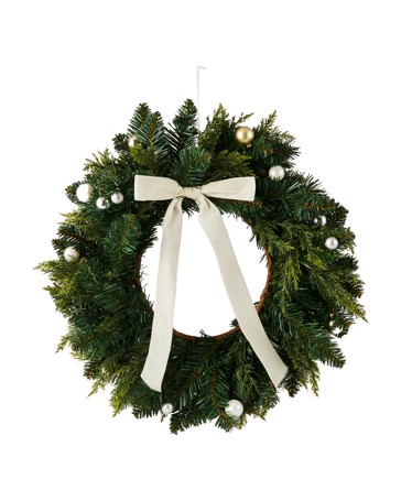 Anko Luxury Wreath