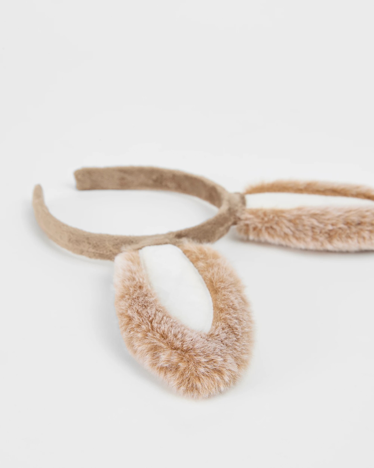 160_72290842_2+160T7229