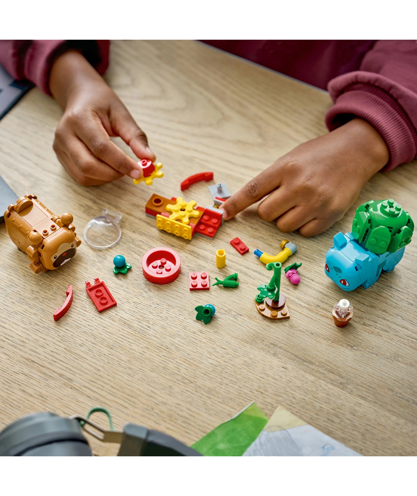 Pre-Order LEGO® Pokemon SMART Play: Berry Bash with Bulbasaur and Bidoof 72155 3 of 6