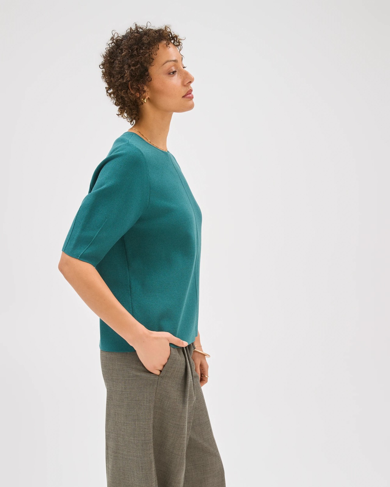 Preview Lantern Short Sleeve Crepe Knit Top - Peacock 2 of 6