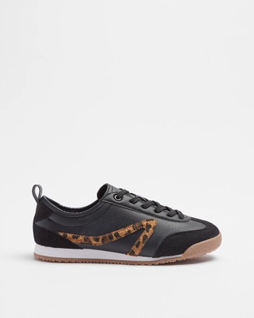 Womens Mini Wedge Sneaker - Mia