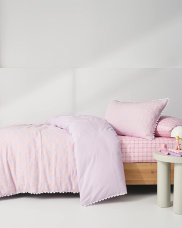 Kids Jasmin Textured Daisy Quilt Cover Set