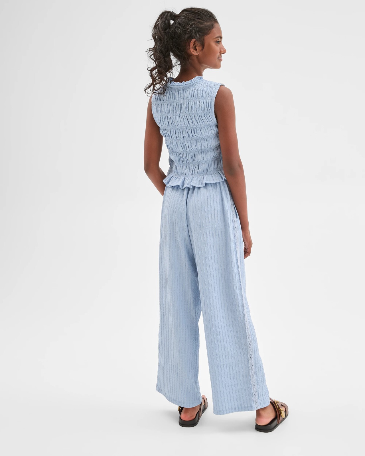 320_71837987_4+320T7183