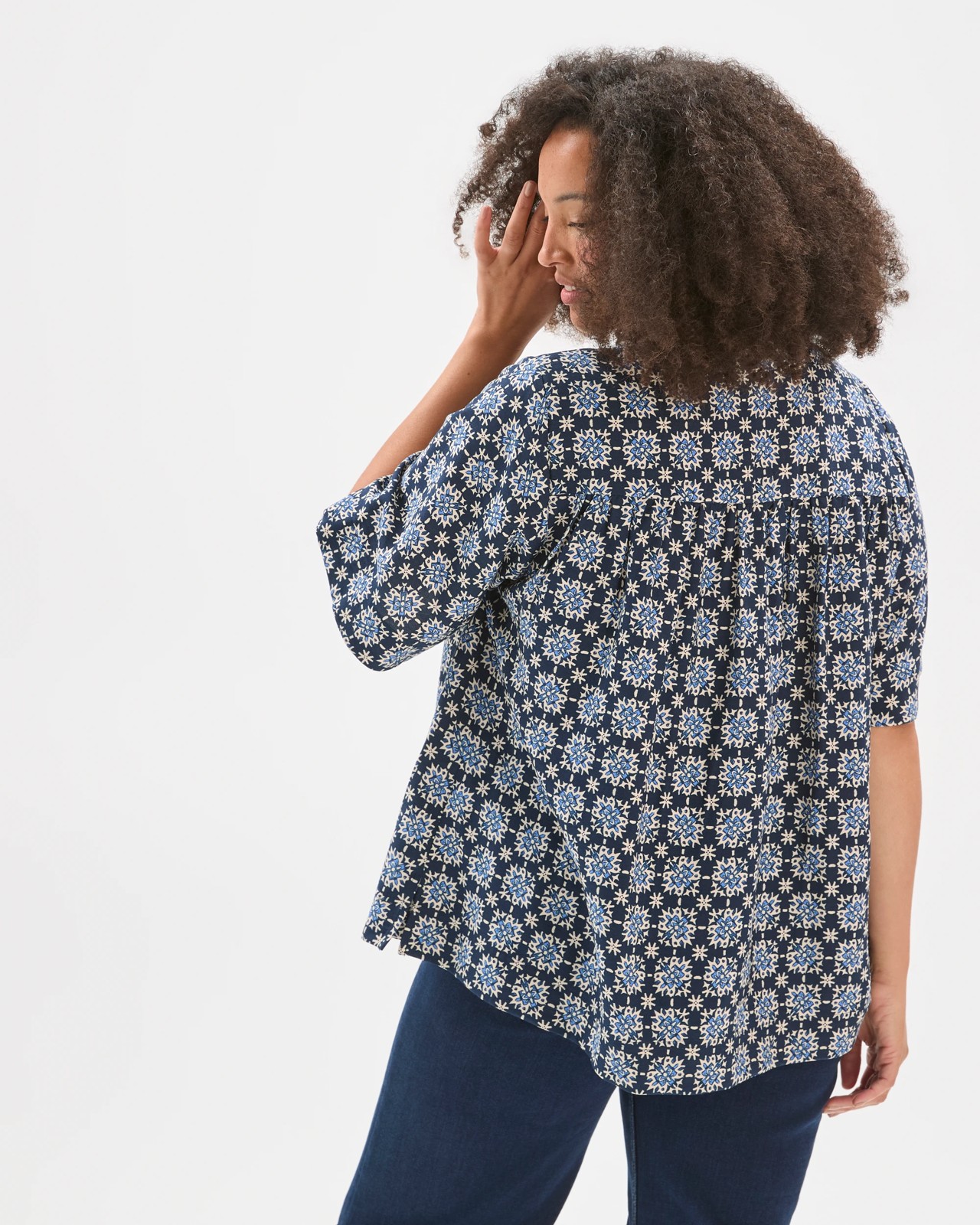 Plus Size Short Sleeve Printed Woven Twill Top 6 of 6