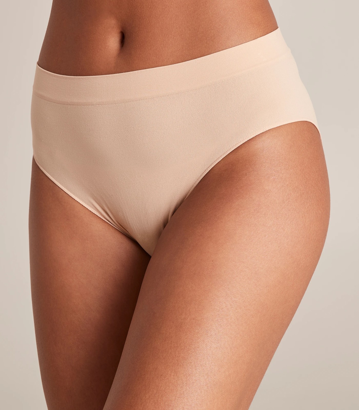 Seamless High Cut Briefs Nude