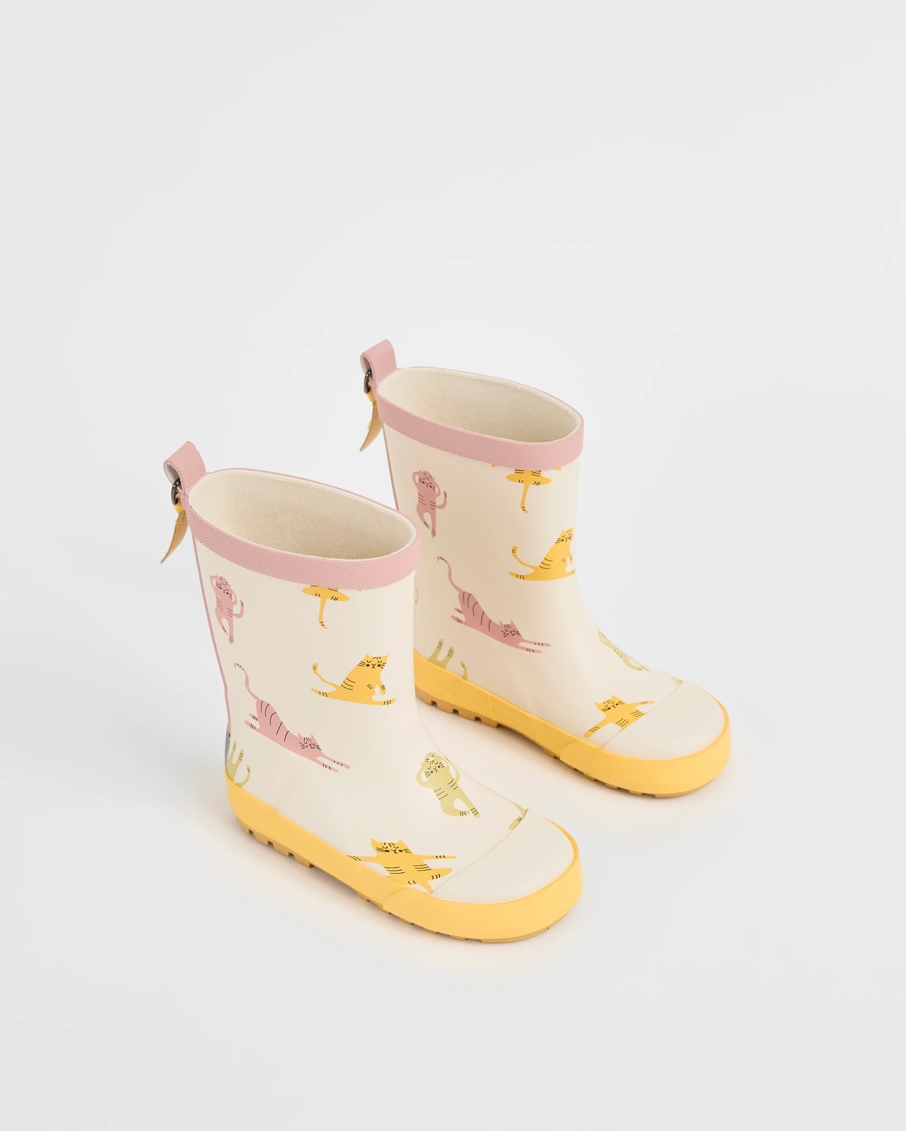 Novelty Cat Rainboots 2 of 3