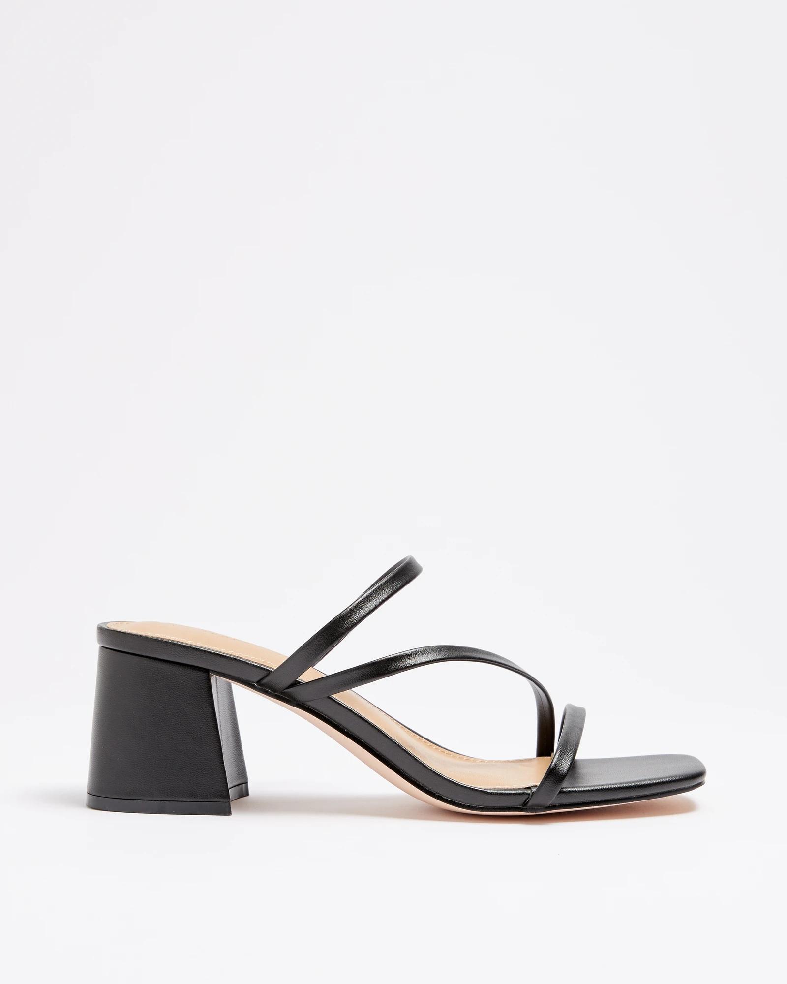 Black heels no online strap