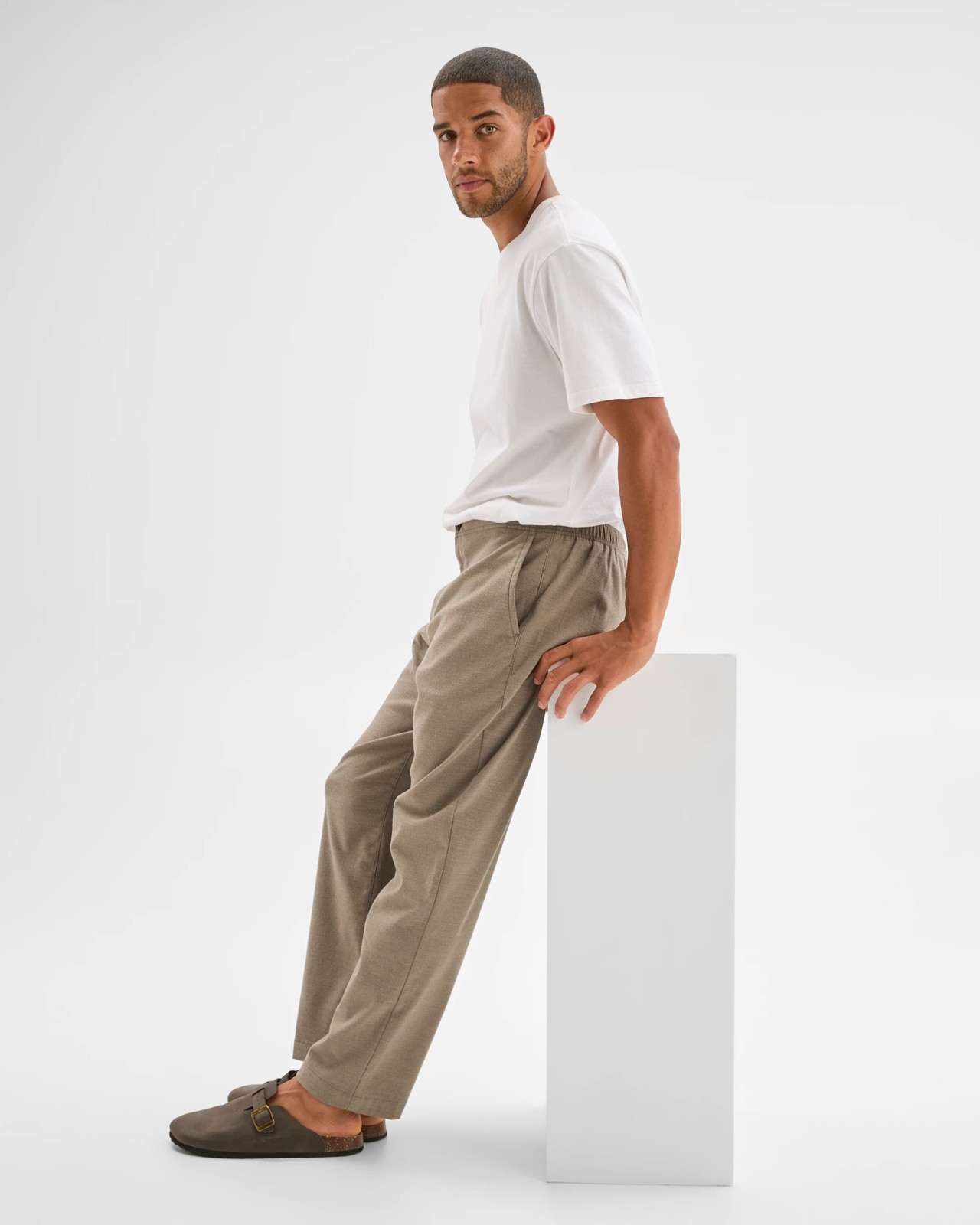Brushed Relaxed Pants - Mushroom 4 of 6