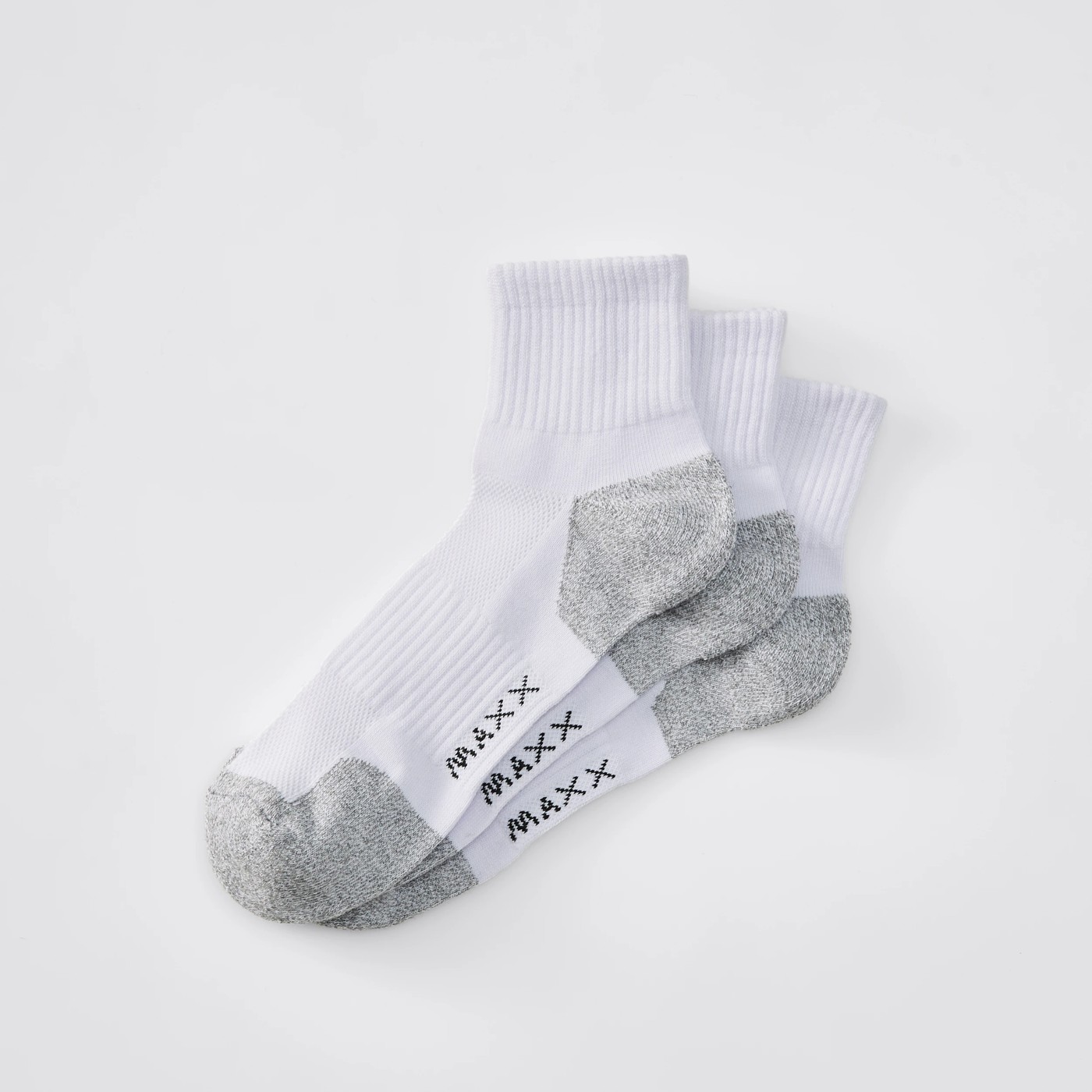 Maxx 3 Pack Performance Quarter Crew Socks 3 of 3