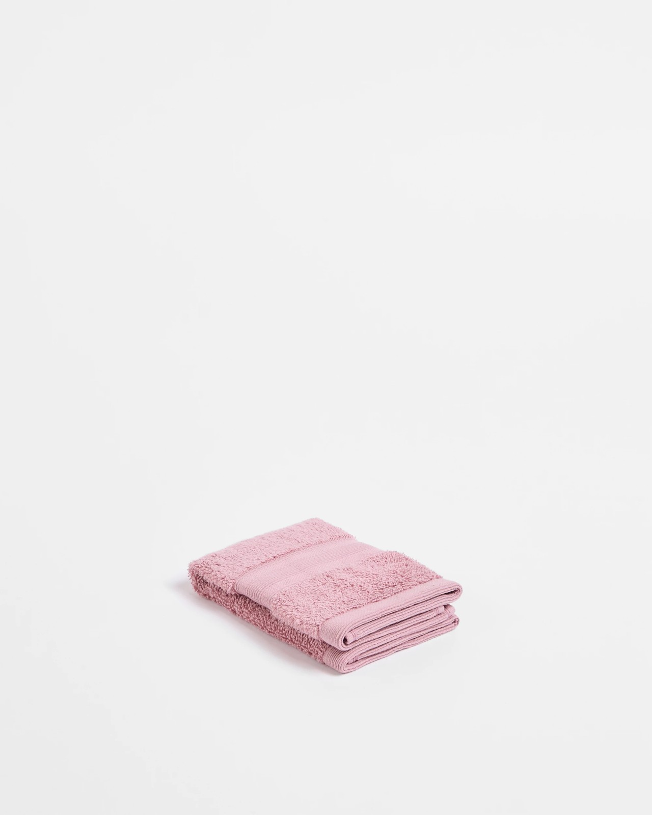 590_71696485_2+590T7169